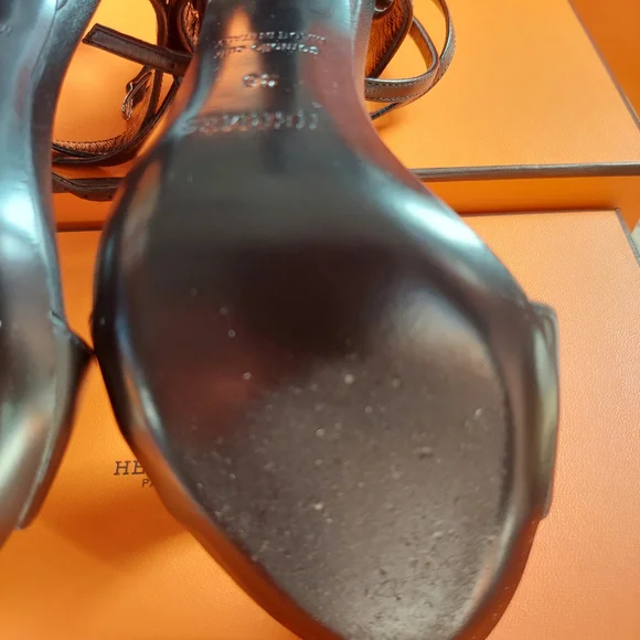 Hermès Alphonso Leather Strap Heels - Picture 3 of 10